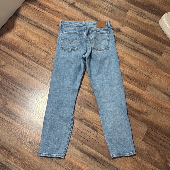 Levi’s Wedgie Jean - Picture 4 of 4